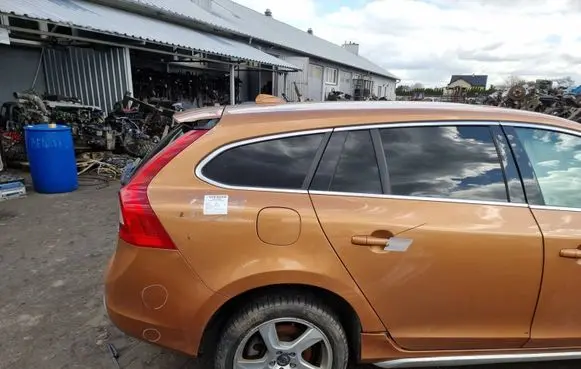 Volvo V60 Rear quarter panel 704 VIBRANT COPPER