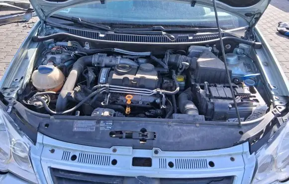 Volkswagen Polo IV 9N3 Engine swap BMS