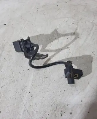 BMW X3 E83 Crankshaft position sensor 0281002