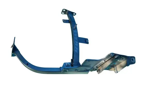 Audi A8 S8 D4 4H Fender mounting bracket 4H0821396