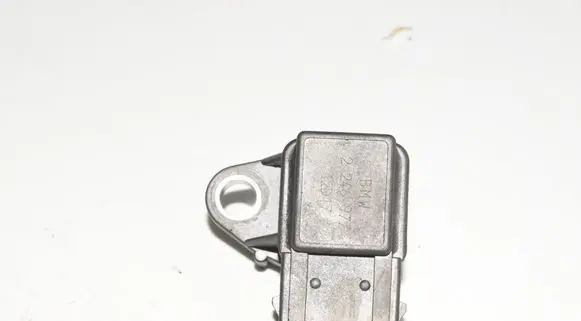 BMW 5 E39 Air pressure sensor 2246977