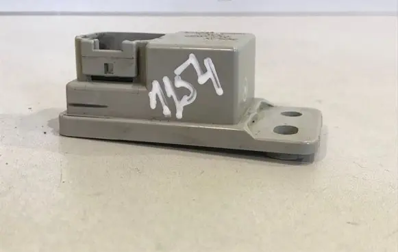 Subaru Forester SH Window washer relay 88018FE010