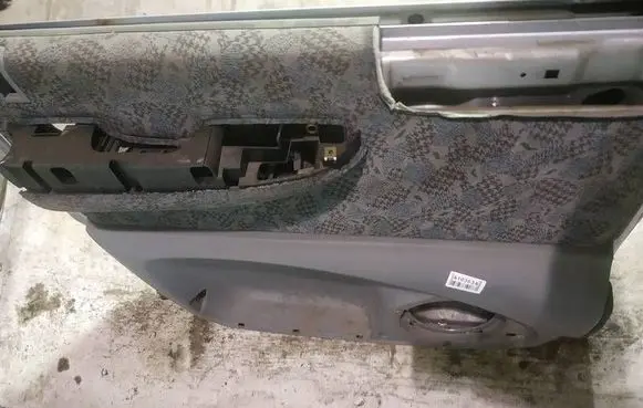 Fiat Ulysse Front door card panel trim