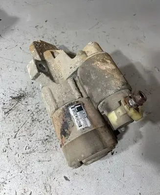 Mazda 5 Starter motor M000T90981 L813