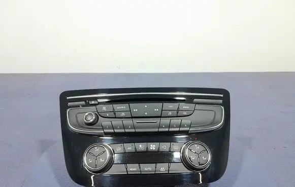 Peugeot 508 RXH Climate control unit