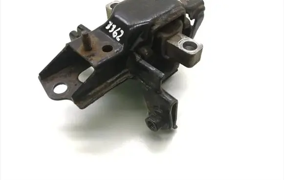 Volkswagen Polo V 6R Engine mount bracket 6Q0199555 6Q0199555AR