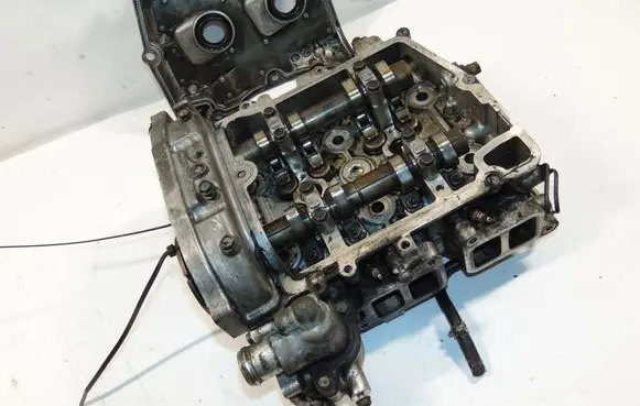 Subaru Legacy Engine head 11039AC230 13264AA360