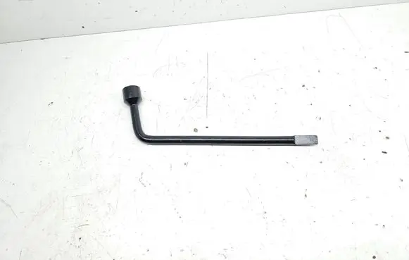 Toyota Avensis T270 Wheel nut wrench 