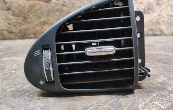 Jaguar XJ X350 Dashboard side air vent grill/cover trim 2W937801814AB