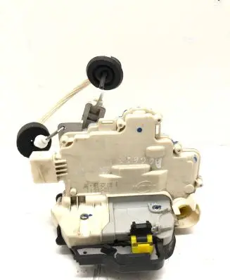 Audi A6 S6 C6 4F Front door lock 4F1837015E