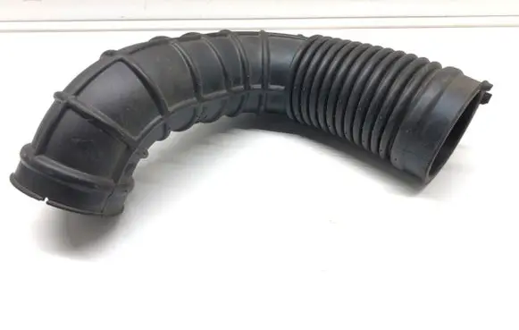 Suzuki SX4 S-Cross Air intake hose/pipe 13766-57T00