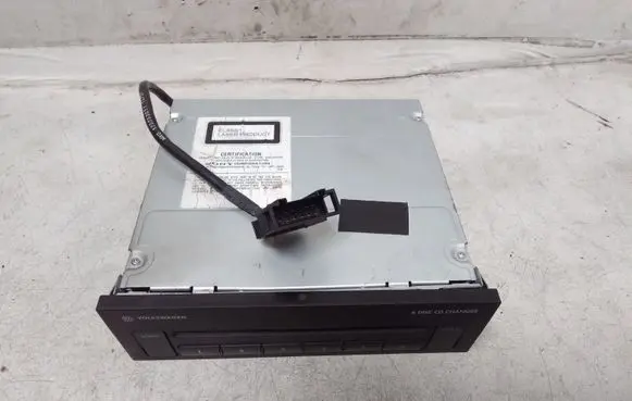 Volkswagen Touran I CD/DVD changer 1T0035110B