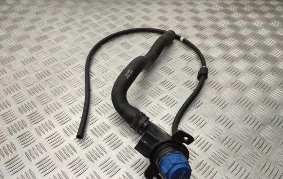 Mercedes-Benz Vito Viano W447 AdBlue Liquid refill tube A4474700426