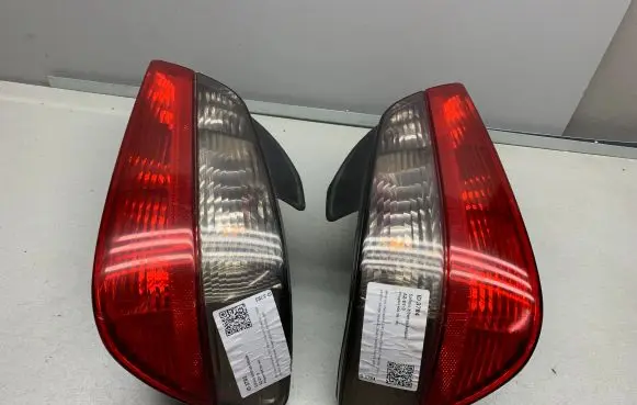 Peugeot 406 Rear/tail lights