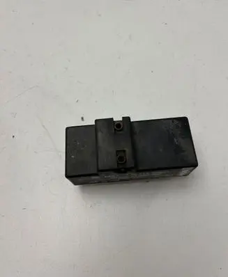 Volkswagen New Beetle Coolant fan relay 1J0919506H 898884000