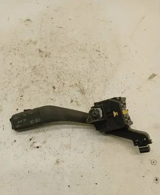 Volkswagen Golf V Indicator stalk