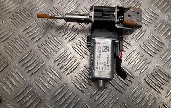 Tesla Model 3 Other control units/modules 104481600E