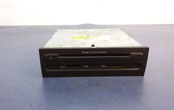 Audi A8 S8 D4 4H Radio/CD/DVD/GPS head unit 4H0035746N
