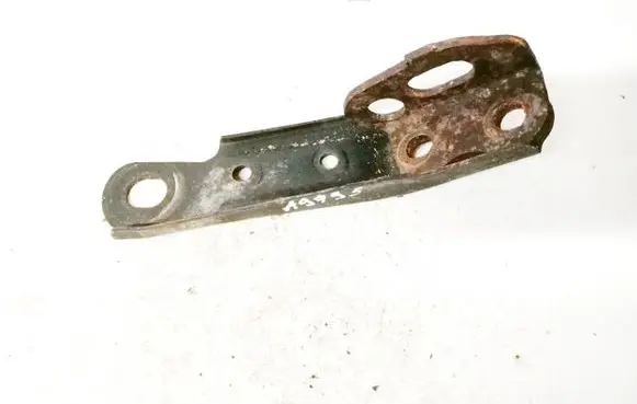 Lexus IS 220D-250-350 Engine mounting bracket
