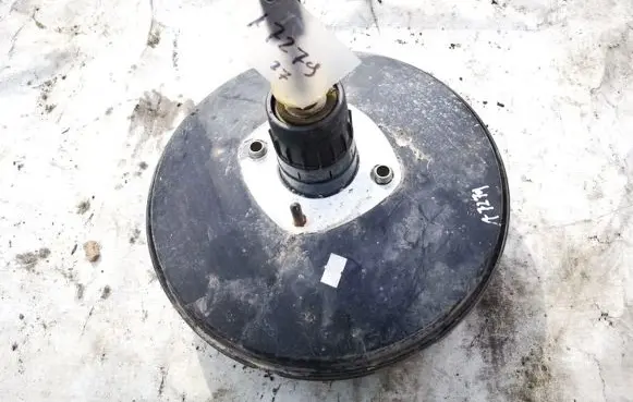Renault Megane II Brake booster 8200157453