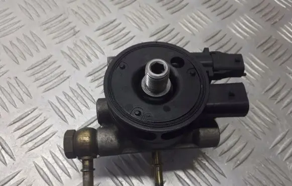 Fiat Stilo Fuel filter bracket/mount holder 