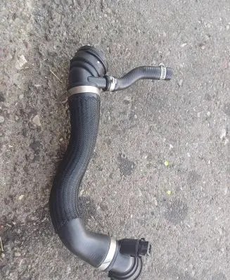 BMW 5 F10 F11 Engine coolant pipe/hose