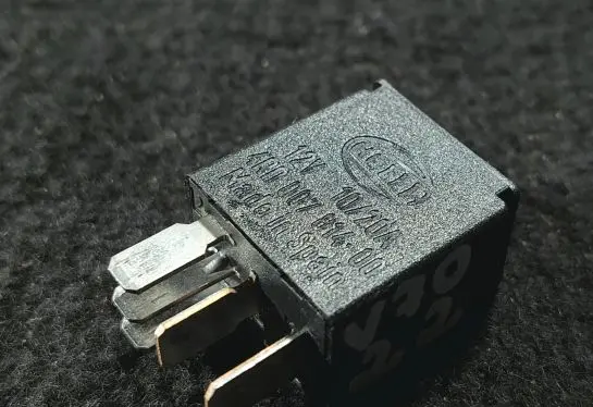 Volvo V70 Other relay 4091060010 107204 6GN9