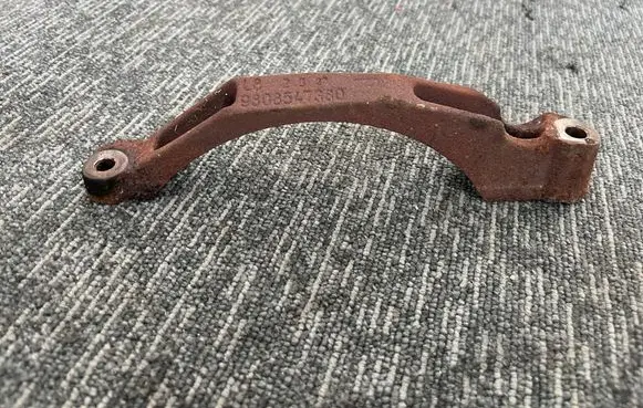 Peugeot Expert Muffler mount bracket/holder 9808547380