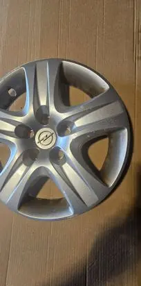 Opel Astra H R16 wheel hub/cap/trim 13282335 A3311 A3319
