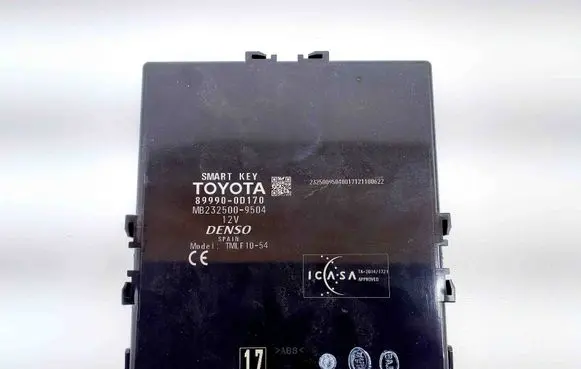 Toyota Yaris Keyless (KESSY) go control unit/module 899900D170