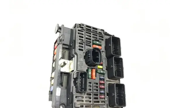 Peugeot 407 Fuse module 9656005580 S118983001H