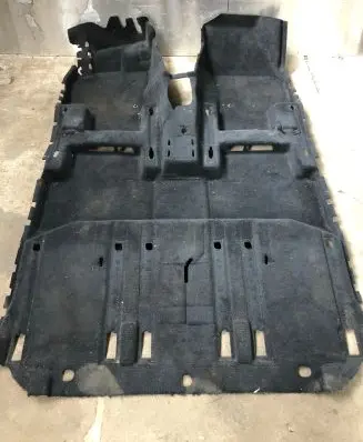 Volkswagen Touran III Interior carpet 