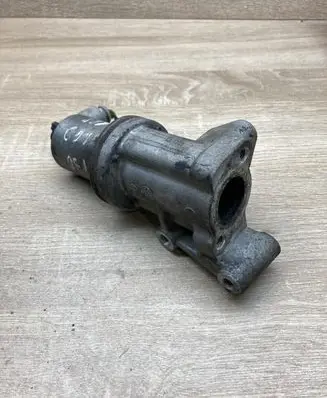 Hyundai i30 EGR valve 284102A300