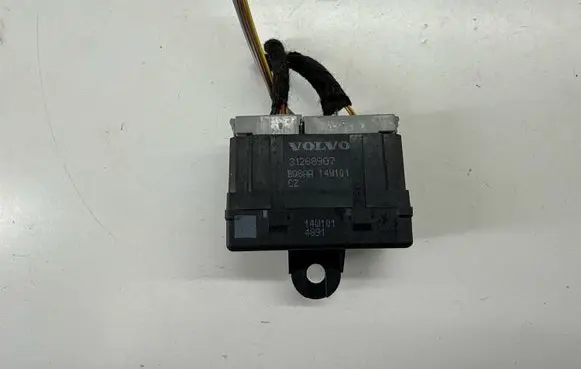 Volvo S60 Seat heating relay 31268907 30795503 30774204