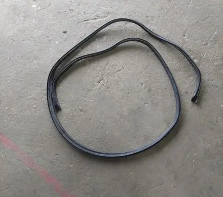 Volvo XC90 Engine compartment rubber 31402737
