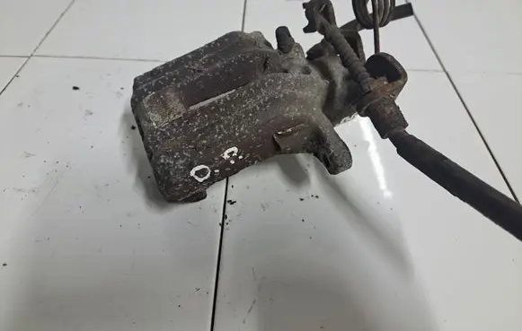 Audi A4 S4 B6 8E 8H Rear brake caliper