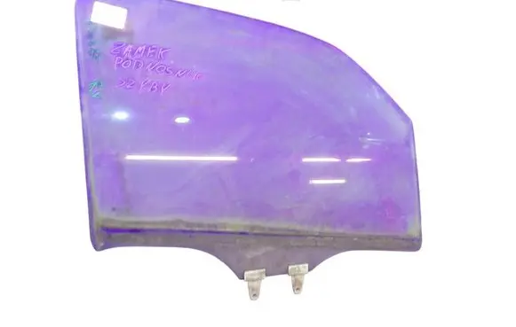 Opel Agila A Front door window glass four-door 