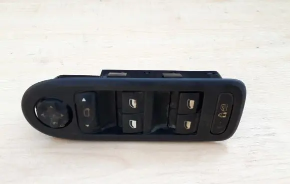 Peugeot 308 Electric window control switch 96644915XT 649028