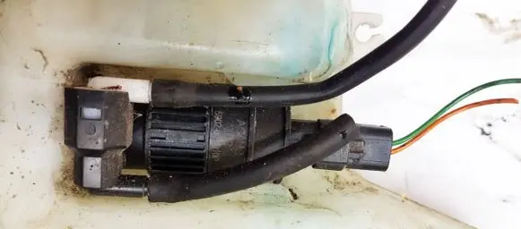 Renault Scenic I Windscreen/windshield washer pump 5902060010P