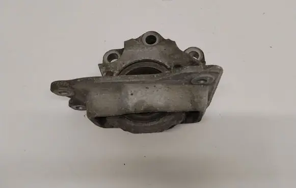 Volvo S90, V90 Engine mount bracket 31686886