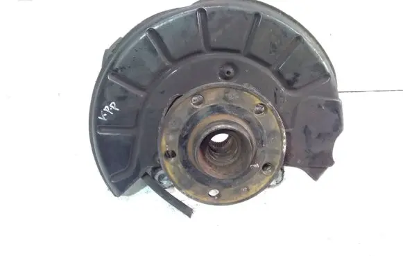 Volkswagen PASSAT B7 Front wheel hub spindle knuckle