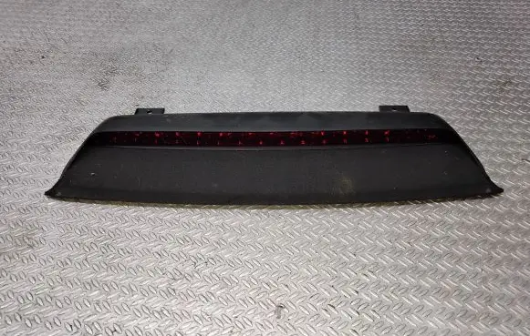 Skoda Superb B5 (3U) Third/center stoplight 3B5945135C