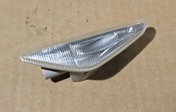 BMW X5 E70 Front fender indicator light 7267977 7171007 0218100