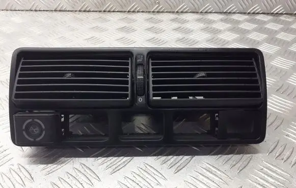 Volkswagen Golf IV Dashboard air vent grill cover trim 1J0819728C