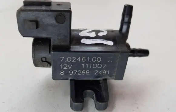 Opel Meriva B Vacuum valve 70246100 8972882491