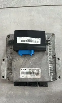 Renault Master II Engine control unit/module 0281010320