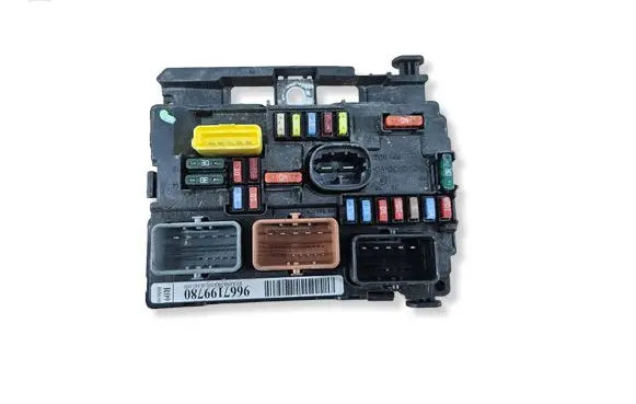 Citroen DS3 BSM Control unit 9667199780