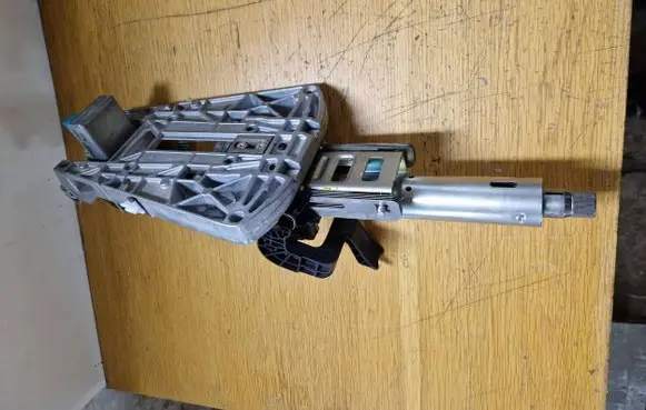 Mercedes-Benz C W204 Steering wheel axle A2044601816