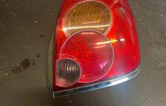 Toyota Avensis T250 Rear/tail lights 89028783
