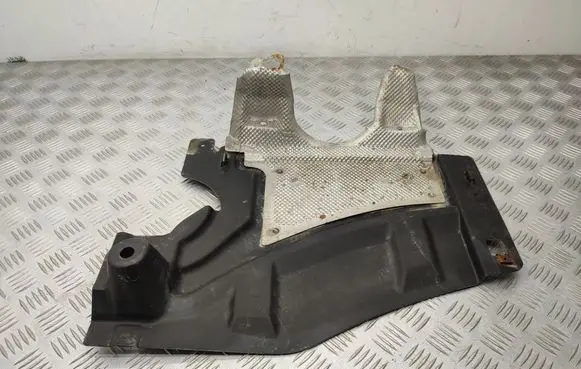 Mercedes-Benz A W169 Other under body part A1696191438